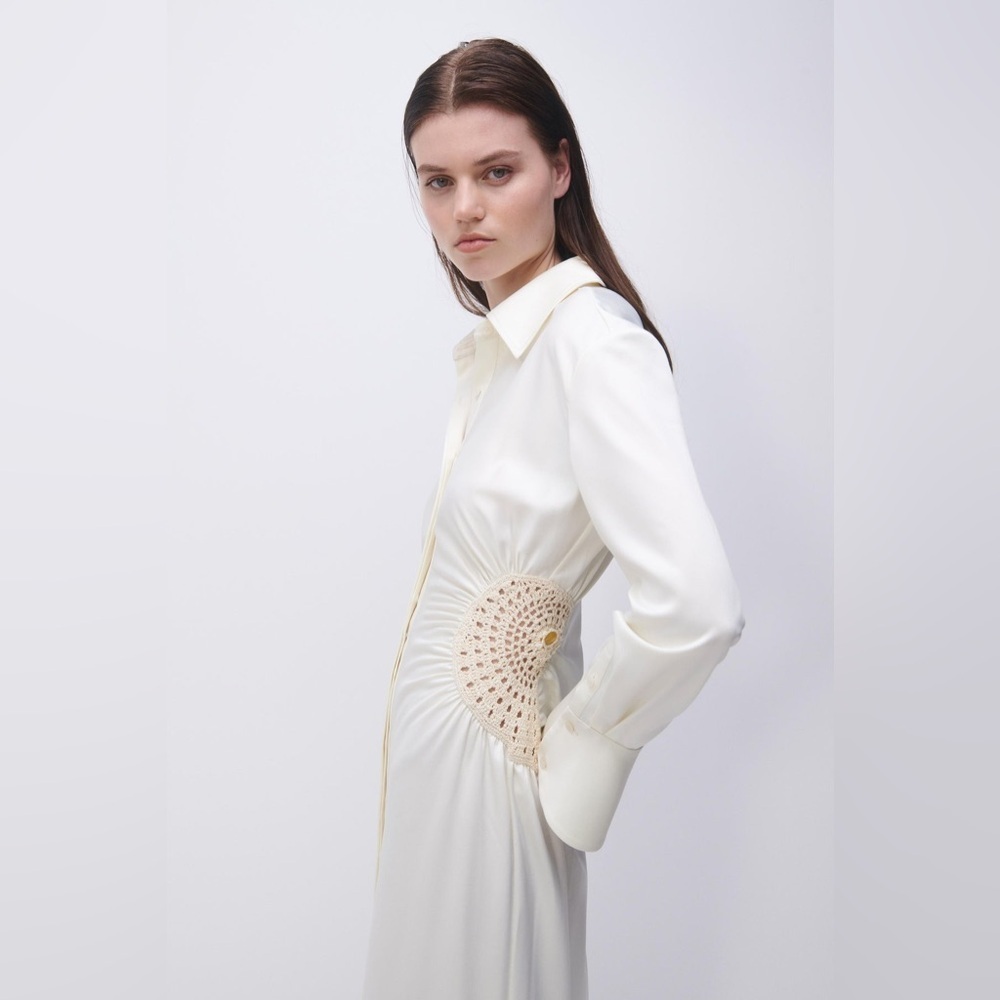 Rhoda Fossil Crochet Dress
Regular price
$795